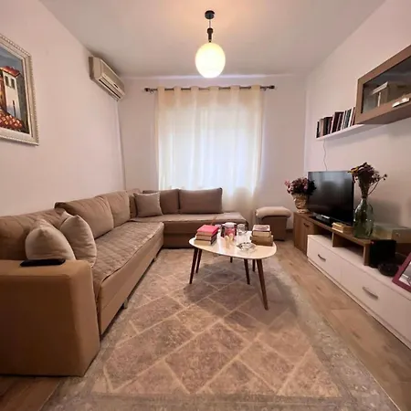 Apartment 21 Dhjetori Tirana